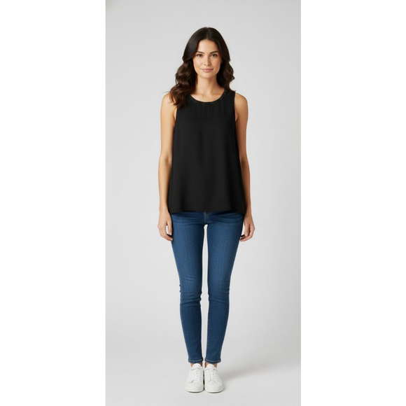 Rose & Olive Tops - ROSE+OLIVE Black & Beige Beaded Tank Top M